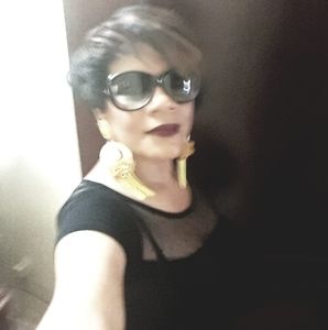 Meet your Posher, Vicky